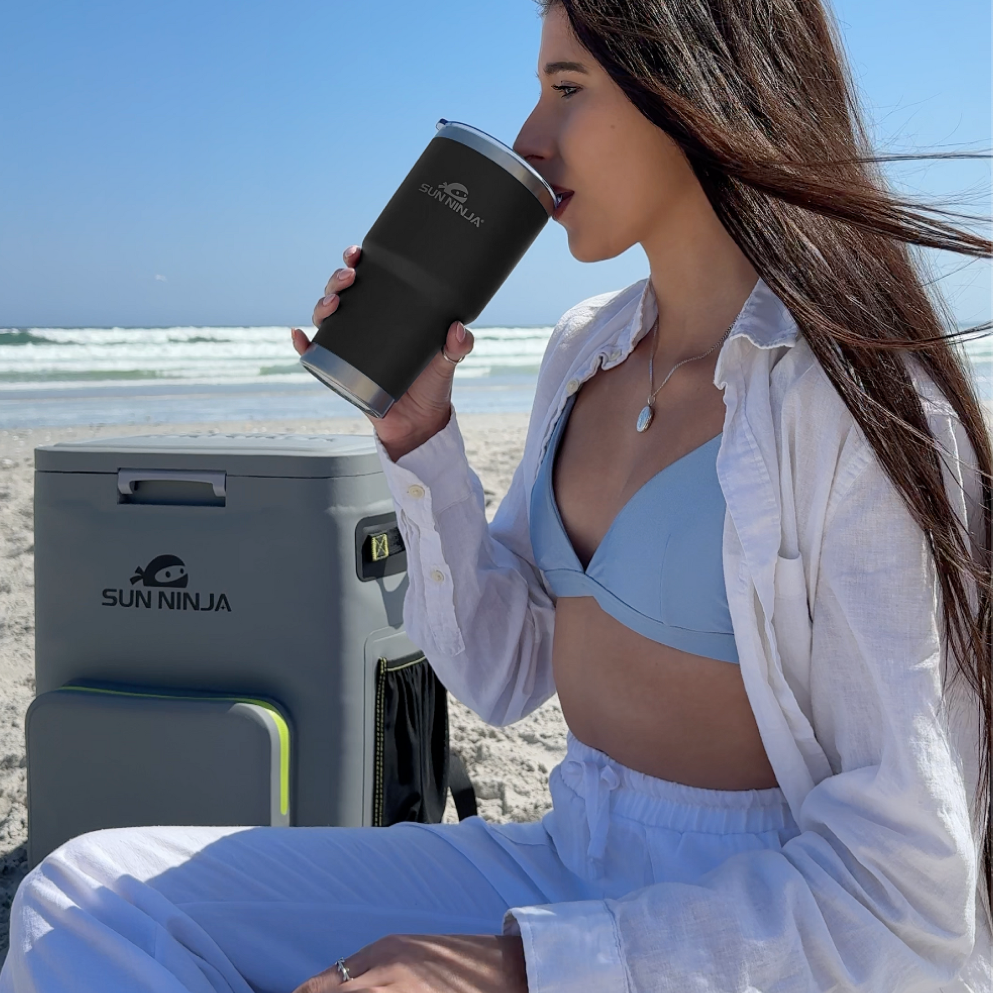 30-oz-tumbler-e2 30oz_tumbler_black_6_cf322052-b001-4521-bbbc-ab08b5a17a42.png