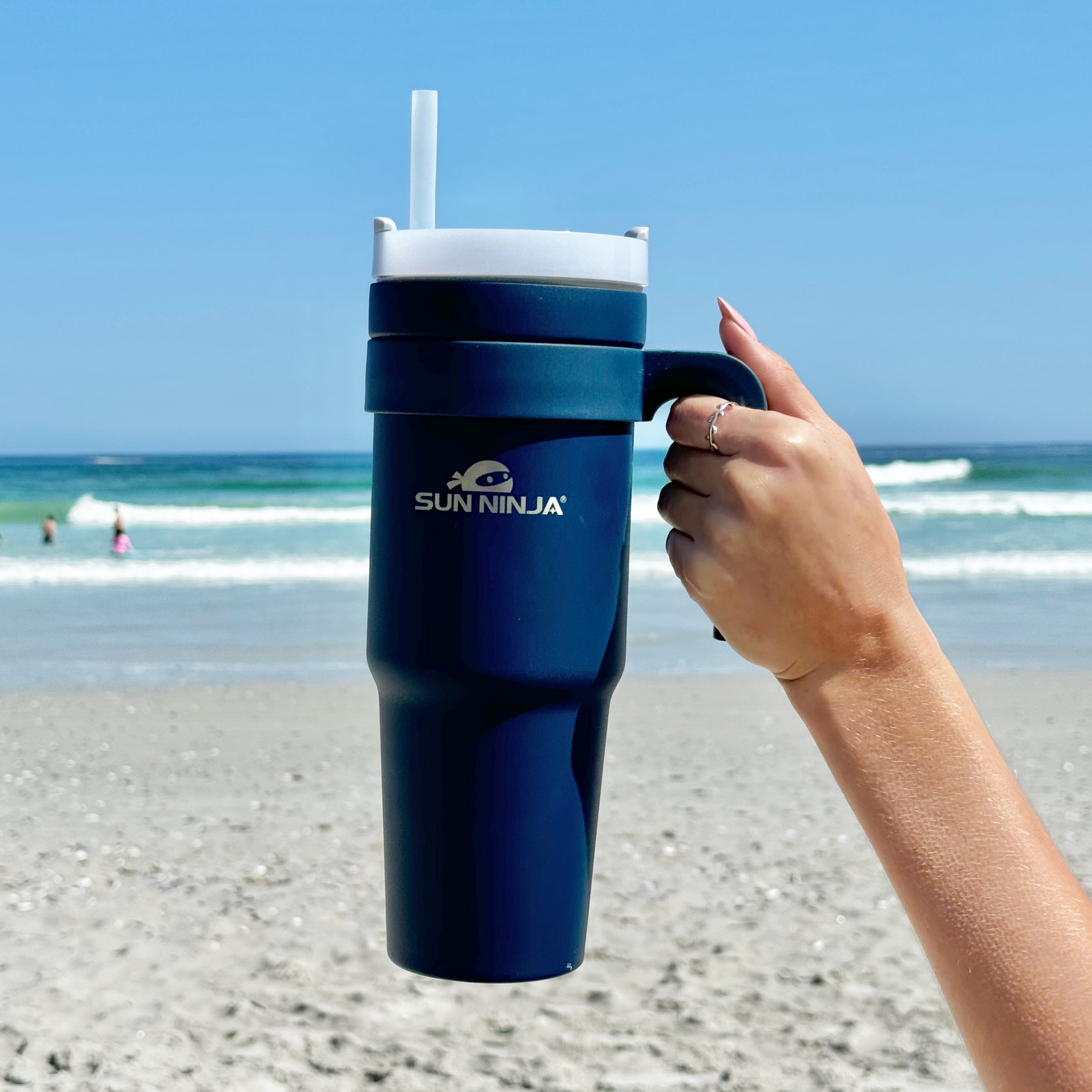 40-oz-travel-mug-h4 7.png