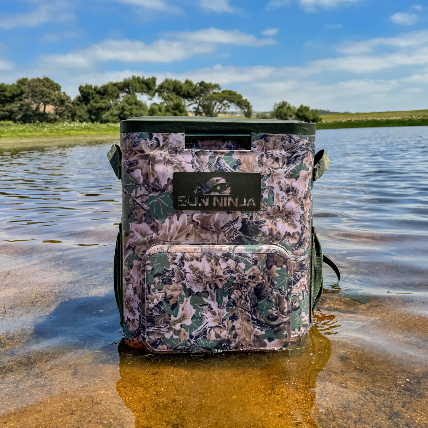 backpack-cooler-l7 Backpack_cooler_camo_8.png