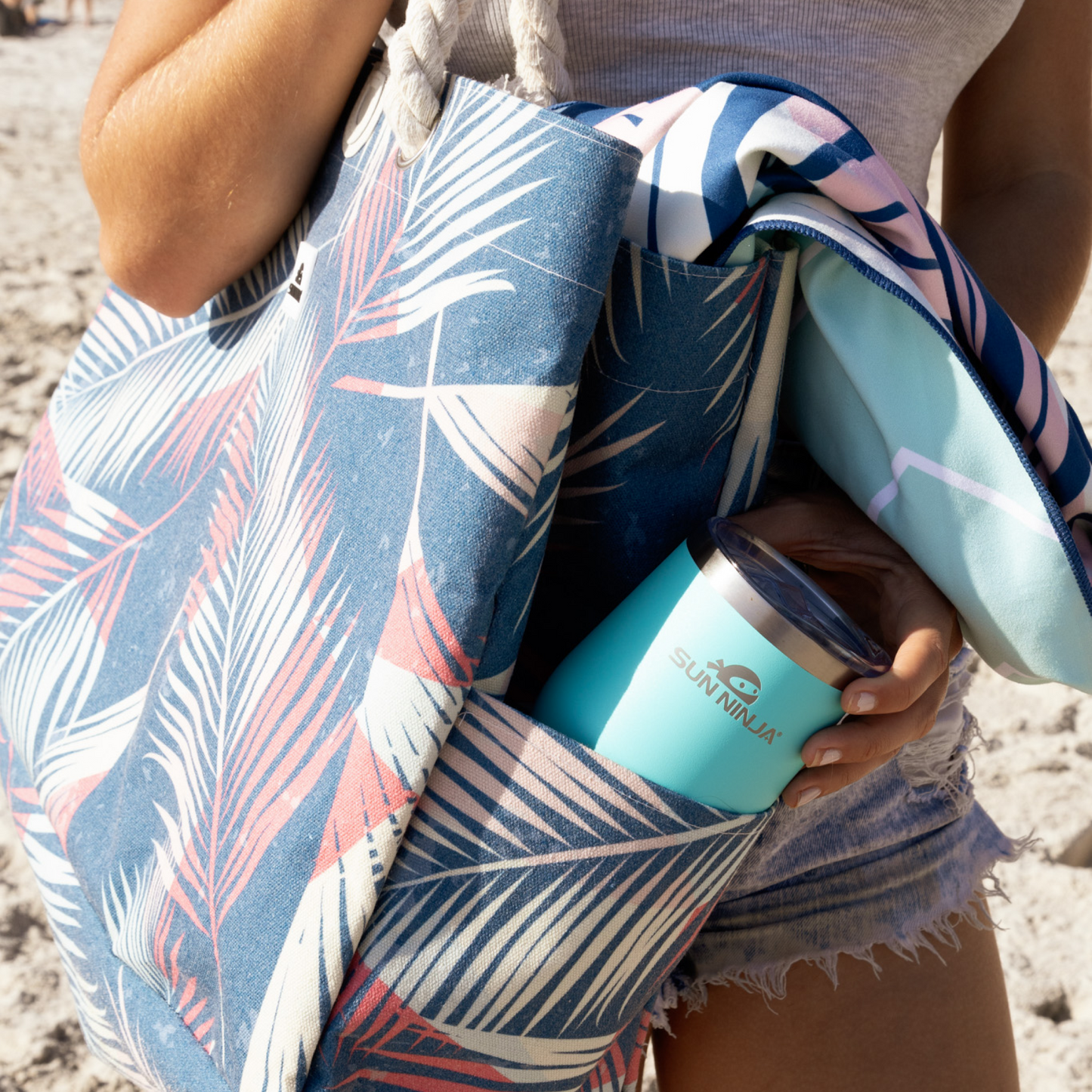 canvas-tote-h2 Canvas_tote_palm-leaves_7.png