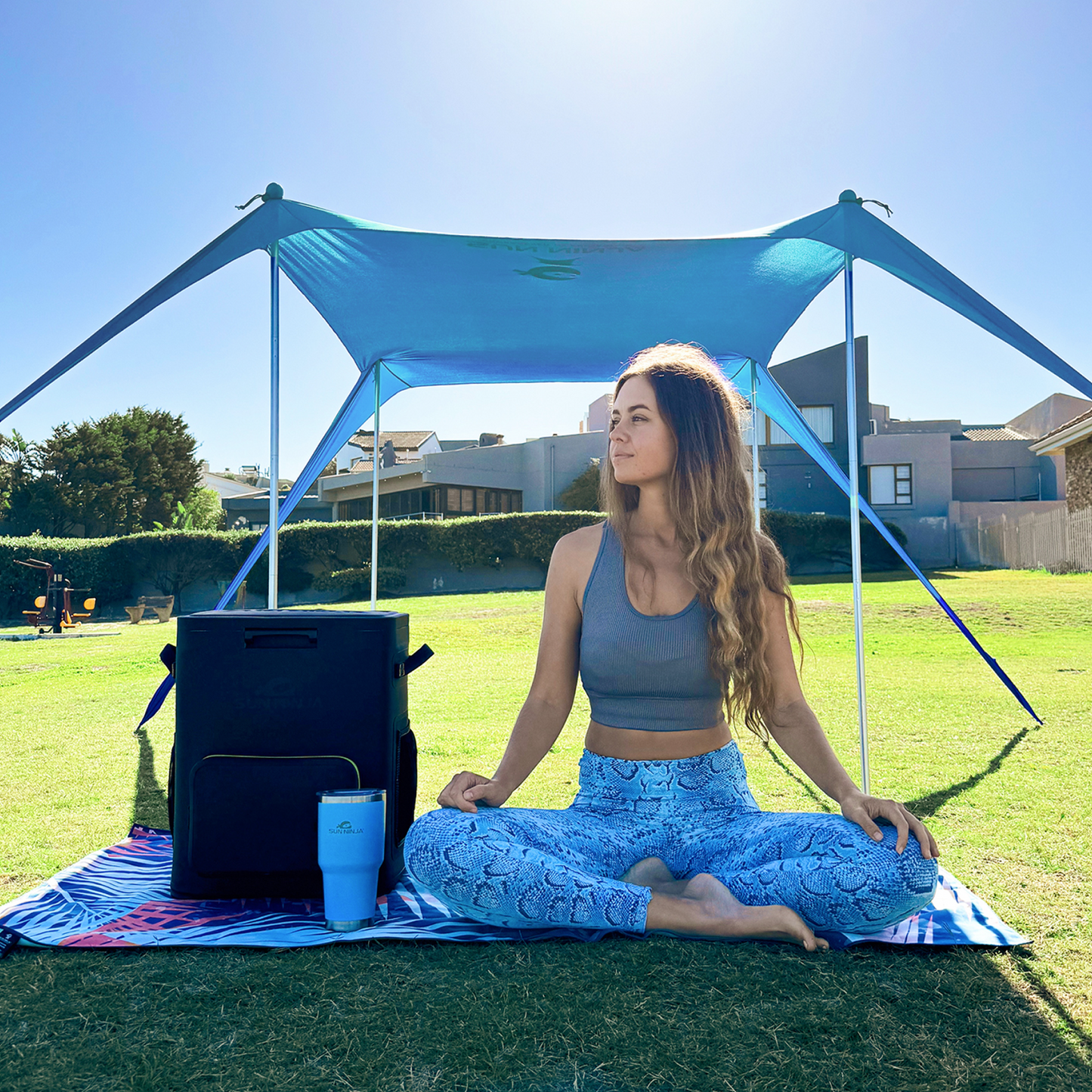 beach-tent-2-person-c6 Sun-Ninja_2_person_tent_turquoise_6.png