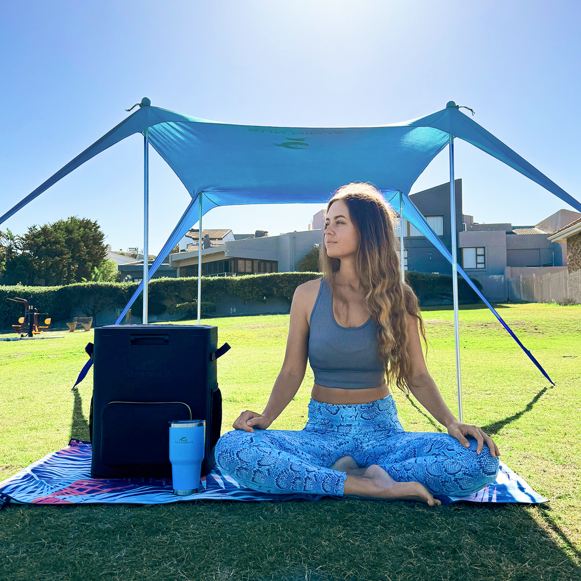sun-ninja-beach-tents-j2 Sun-Ninja_2_person_tent_turquoise_6.png