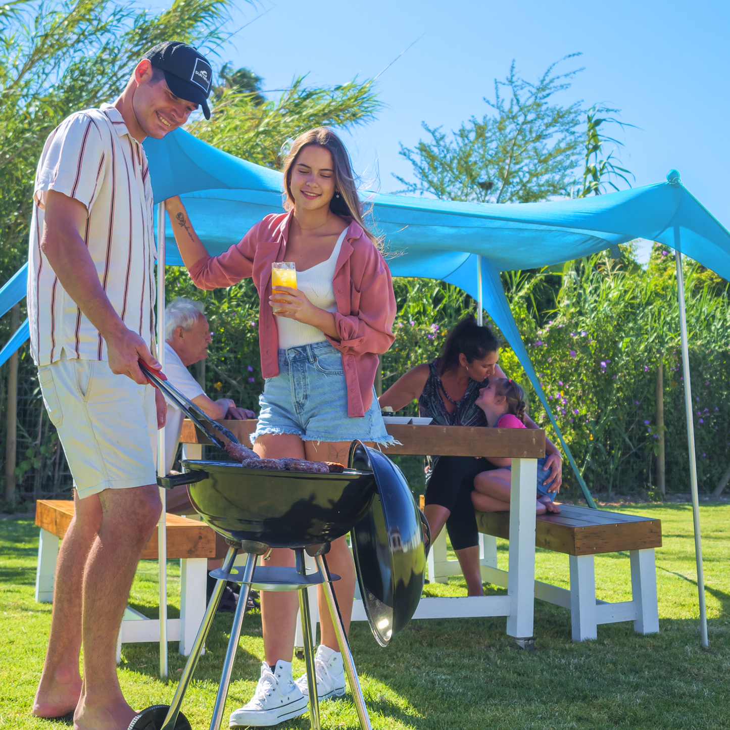 beach-tent-4-person-s7 Sun-Ninja_4_person_tent_turquoise_8.png